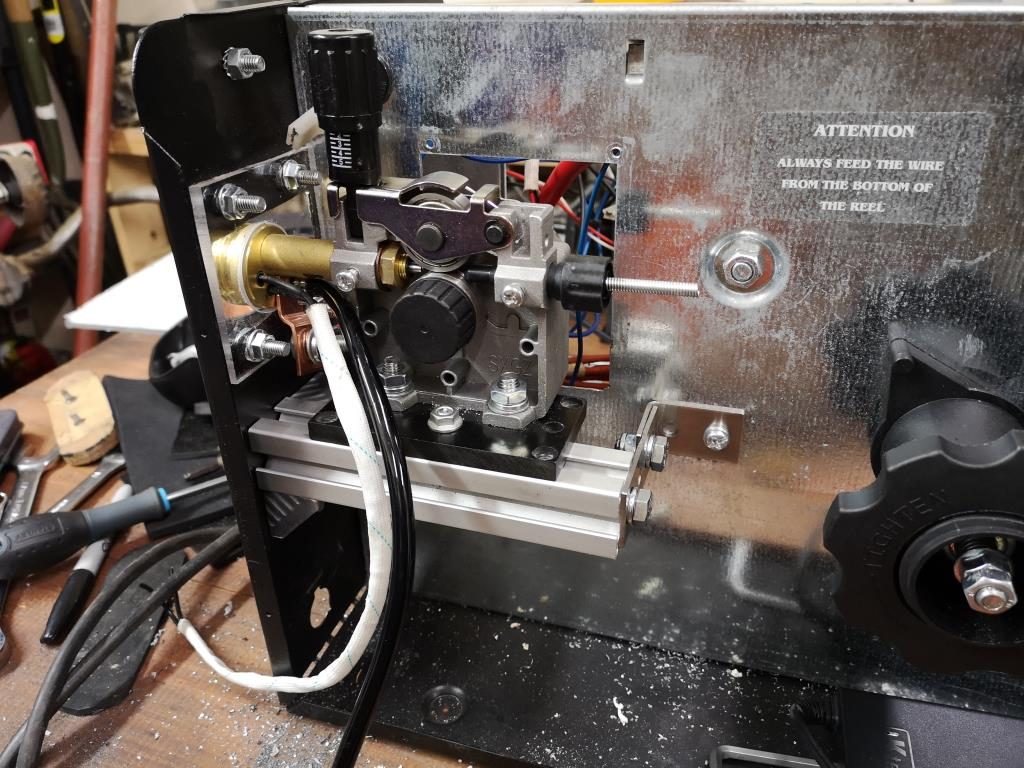 Mounted new wire feeder